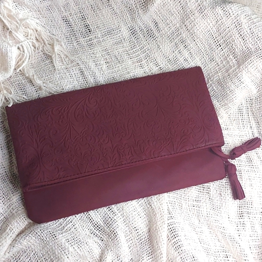 Vintage Purple Scroll Clutch by COLOR BRILLIANCE